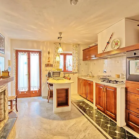 Apartman La Casa Fra Gli Ulivi Ameglia